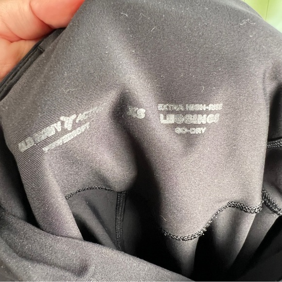 Old Navy power soft extra high-rise workout leggings sz XS - Picture 5 of 8